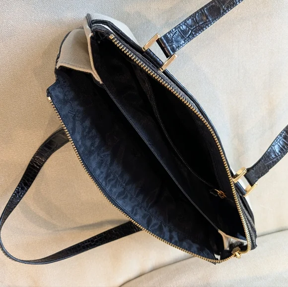 Ralph Lauren Black and Cream Shoulder Bag - Picture 3 of 3